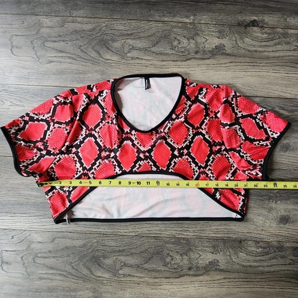 Pretty Little Thing Swimsuit Cover Extreme Crop Top - Picture 3 of 5